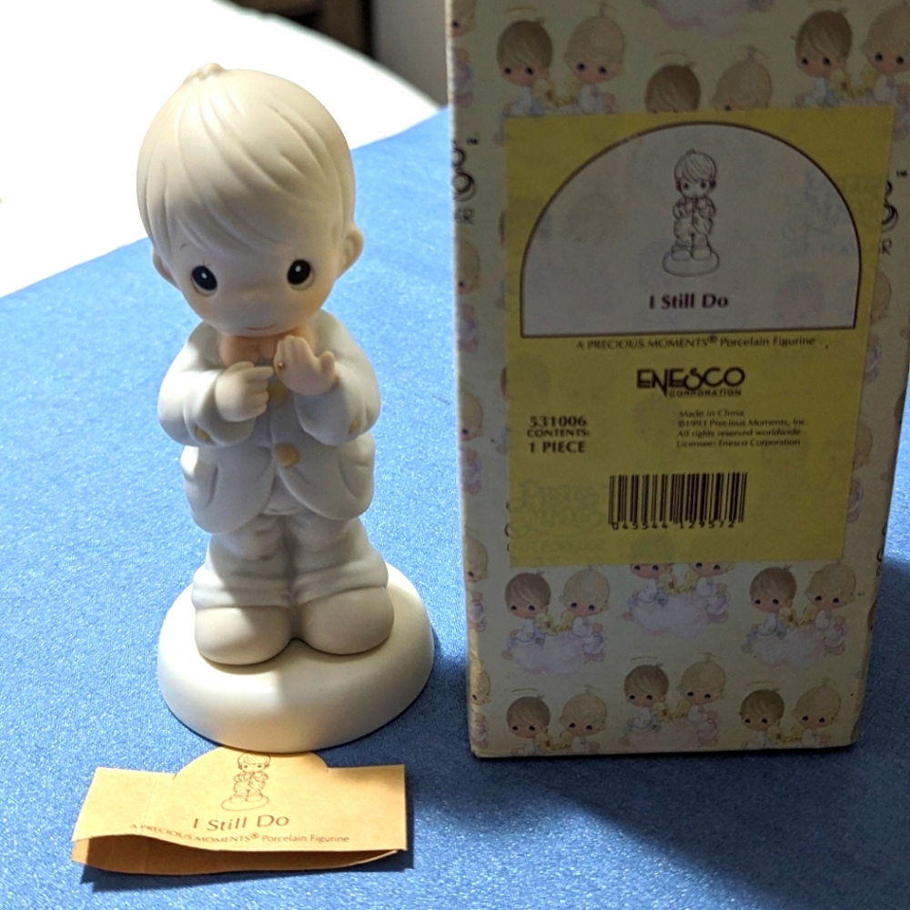 Precious Moments "I still do" boy